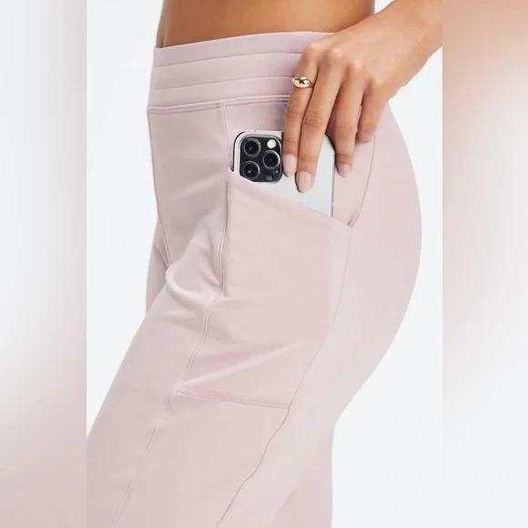 On the Go Cold Weather Jogger Fabletics (M) - Picture 3 of 7